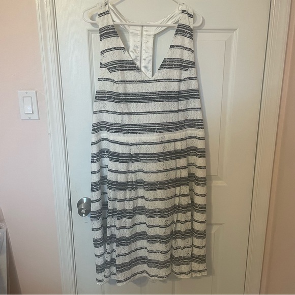 City Chic Dresses & Skirts - City Chic Blue and White Lace Detail Dress